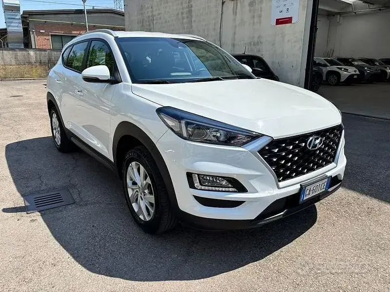 Usata Hyundai Tucson 132 CV (97 kW) 2020 Bianco SUV