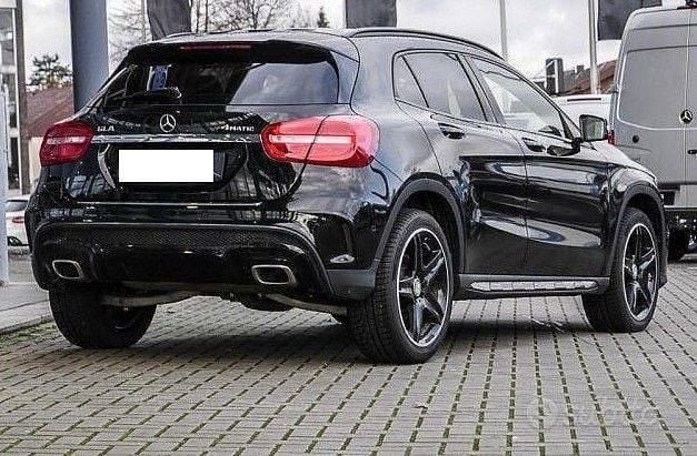 Usata Mercedes GLA220 Premium 177 CV (130 kW) 2016 Nero SUV
