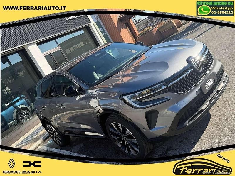 Usata Renault Austral Techno 129 CV (94 kW) 2024 Grigio scisto SUV