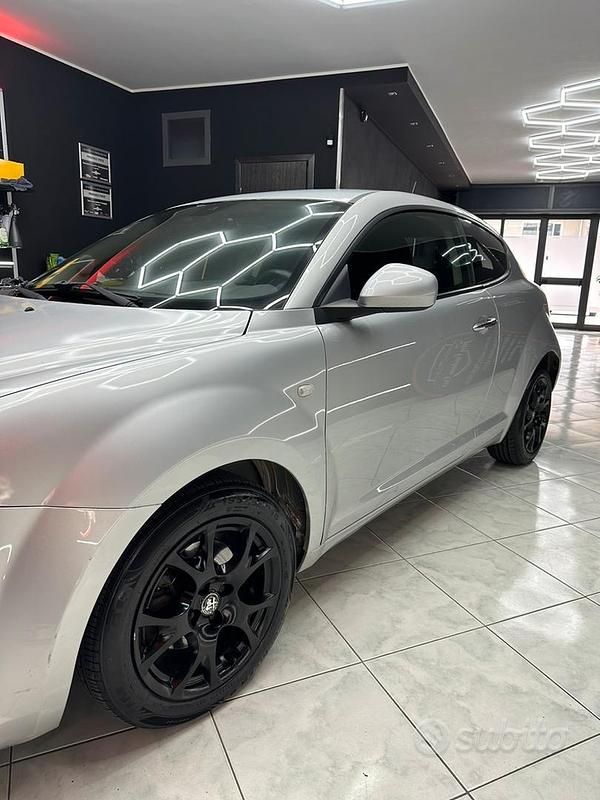 Usata Alfa Romeo MiTo 120 CV (88 kW) 2010 Grigio Utilitaria