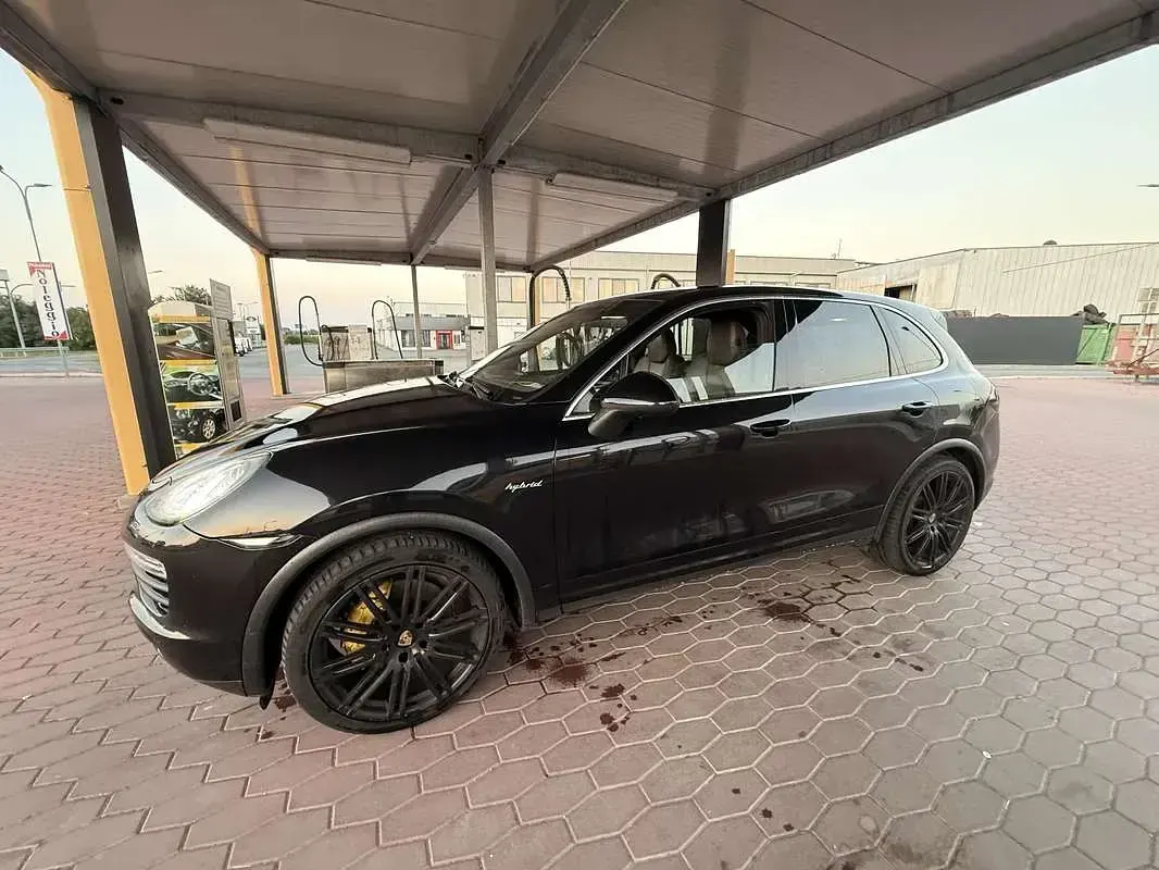 Usata Porsche Cayenne 379 CV (278 kW) 2011 SUV