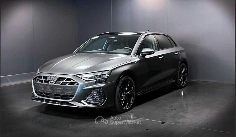 Nuova Audi A3 Sportback S-Line 150 CV (110 kW) 2025 Grigio Utilitaria