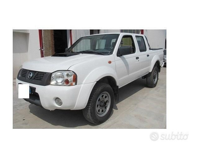 Bianco Usata 2011 Nissan Navara Pick-up | 10.799 € (Super prezzo) - Immagine 1/4