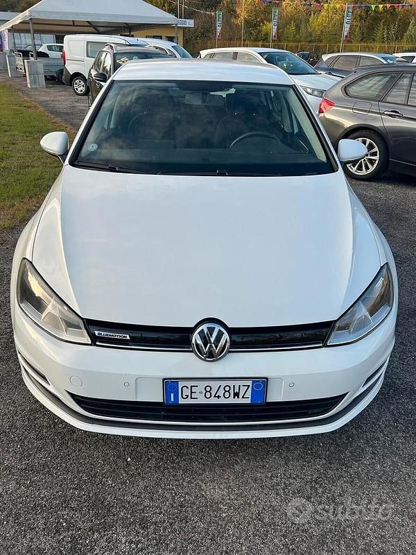 Usata VW Golf VII Trendline 110 CV (80 kW) 2016 Bianco Berlina