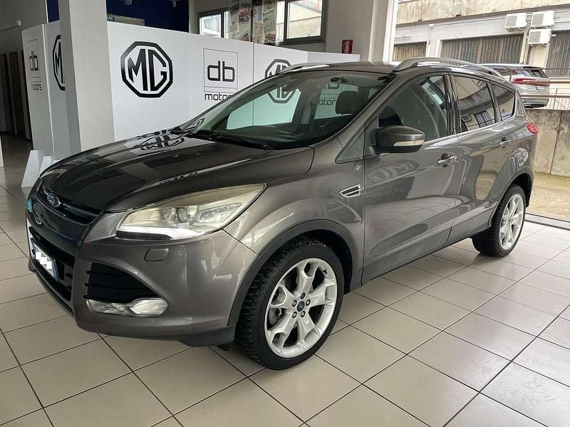Grigio Usata 2013 Ford Kuga Titanium SUV | 13.000 € (Molto cara) - Immagine 1/4