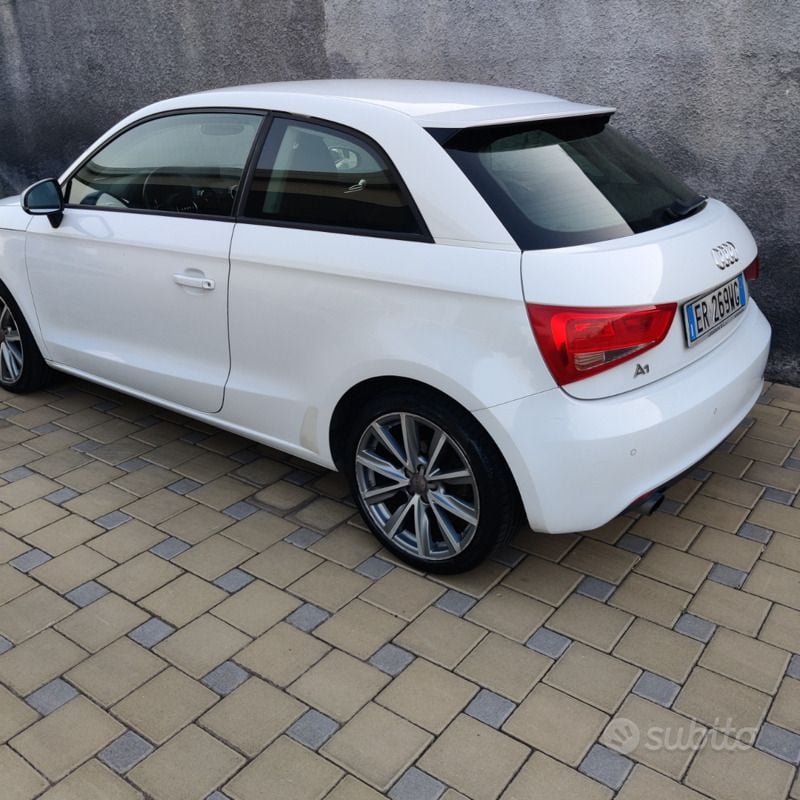 Usata Audi A1 Ambition 90 CV (66 kW) 2013 Bianco Utilitaria