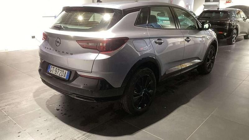 Usata Opel Grandland X 131 CV (96 kW) 2024 Grigio SUV