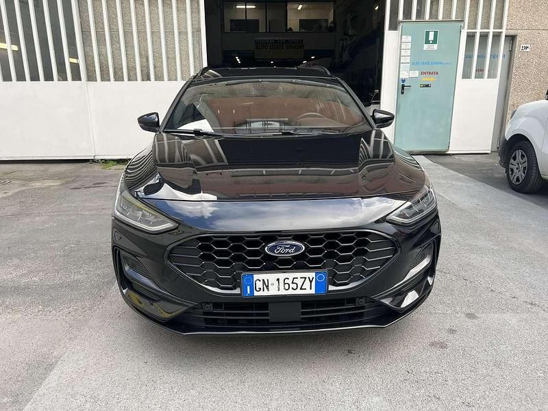 Usata Ford Focus ST-Line 155 CV (114 kW) 2023 Nero Station wagon