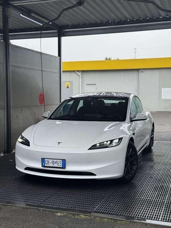 Usata Tesla Model 3 Standard Range 88 kW (120 CV) 2023 Berlina