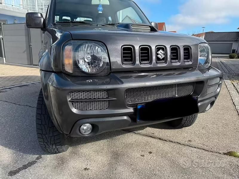 Usata Suzuki Jimny 2010 Grigio SUV