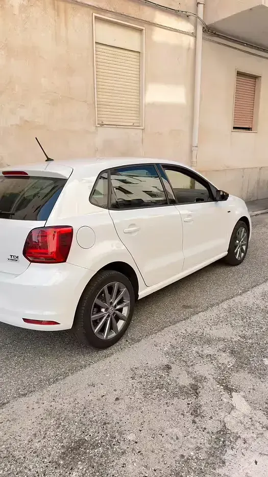 Usata VW Polo 90 CV (66 kW) 2015 Bianco Berlina