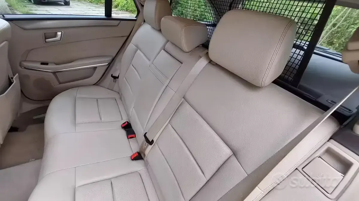 Usata Mercedes E220 170 CV (125 kW) 2014 Nero Station wagon
