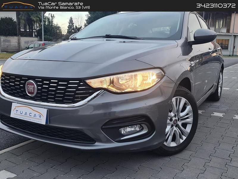 Usata Fiat Tipo Lounge 95 CV (69 kW) 2016 Grigio Berlina