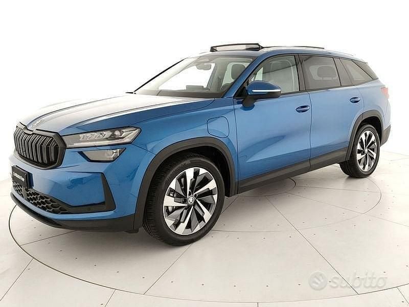 Blu race Usata 2024 Skoda Kodiaq Style SUV | 40.500 € - Immagine 1/4