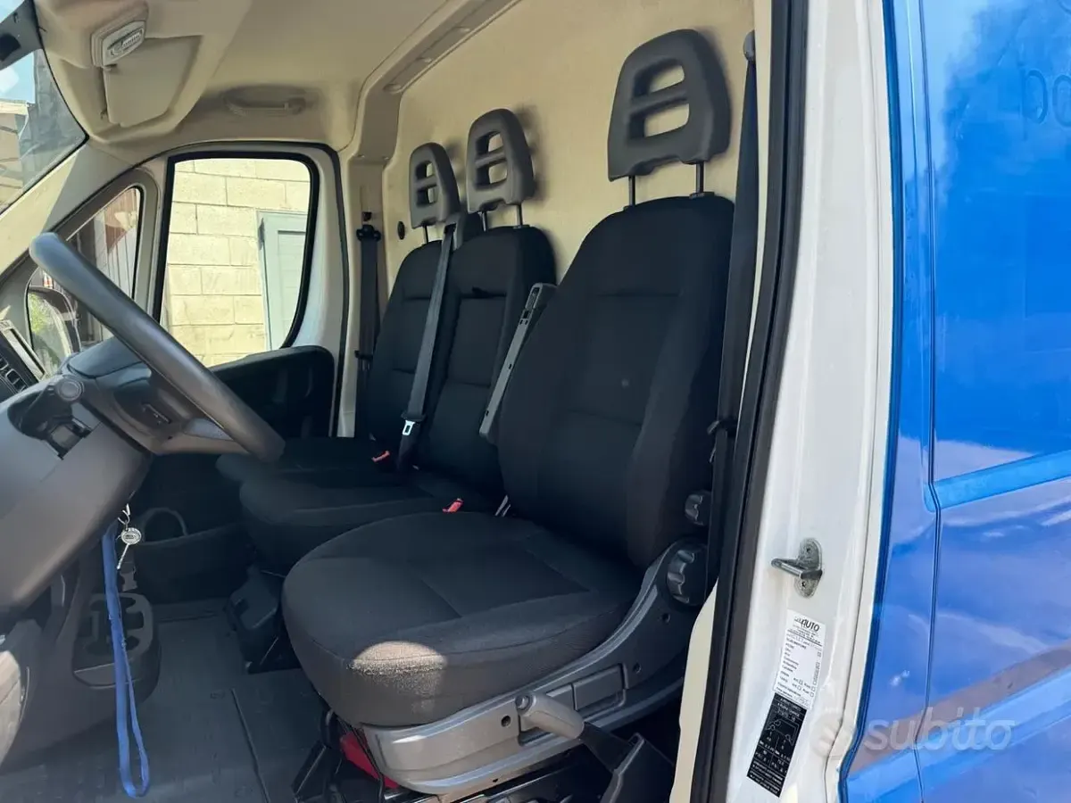 Usata Fiat Ducato 140 CV (102 kW) 2022 Blu Furgone