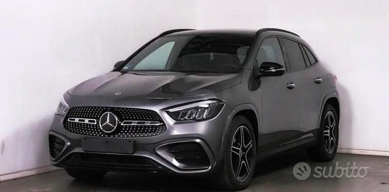 Grigio Usata 2024 Mercedes 200 Premium Station wagon | 40.999 € - Immagine 1/4