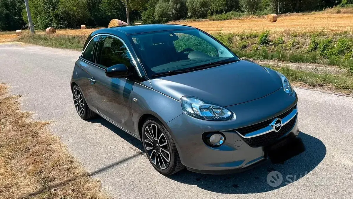 Usata Opel Adam 69 CV (50 kW) 2018 Utilitaria