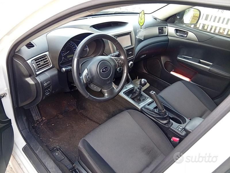 Usata Subaru Impreza 2010 Bianco Berlina