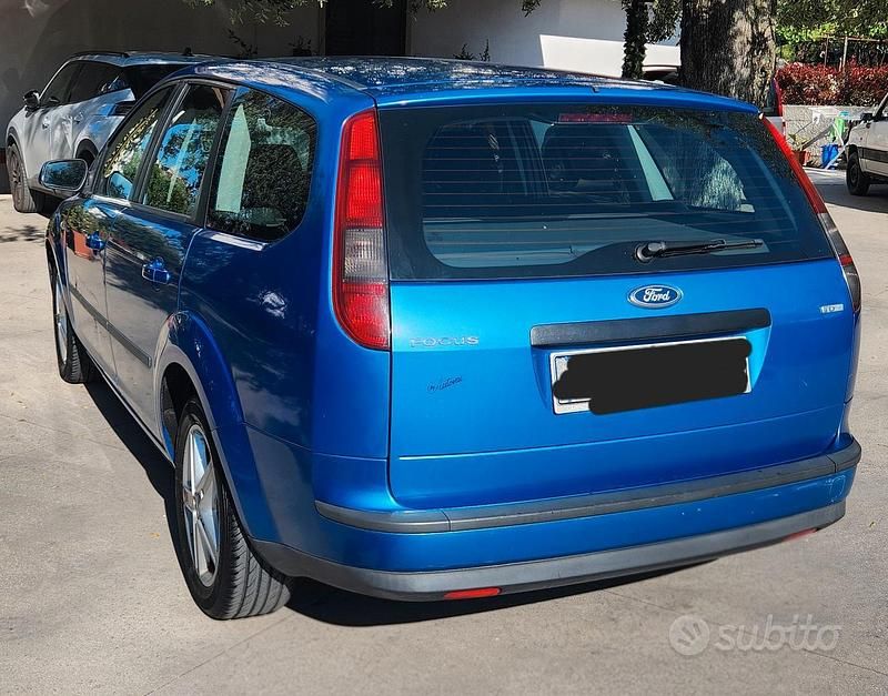 Usata Ford Focus Style 116 CV (85 kW) 2007 Blu Station wagon