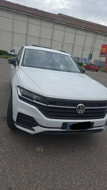Usata VW Touareg Style 231 CV (169 kW) 2019 Bianco SUV