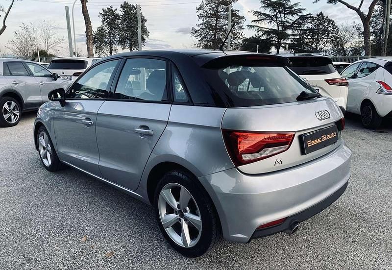 Usata Audi A1 Sportback Ambiente 116 CV (85 kW) 2015 Argento Utilitaria