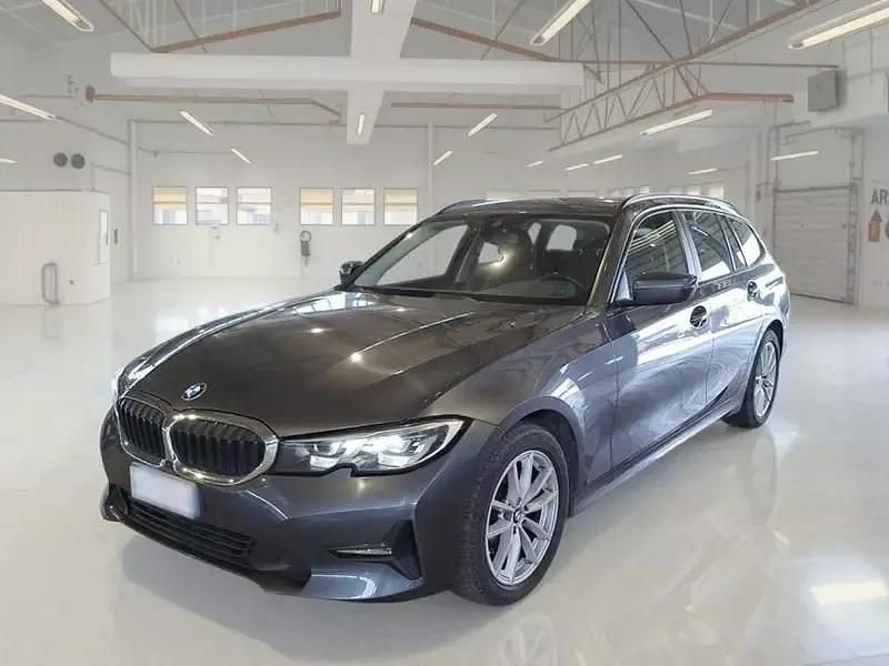 Usata BMW 318 Advantage 149 CV (109 kW) 2022 Station wagon