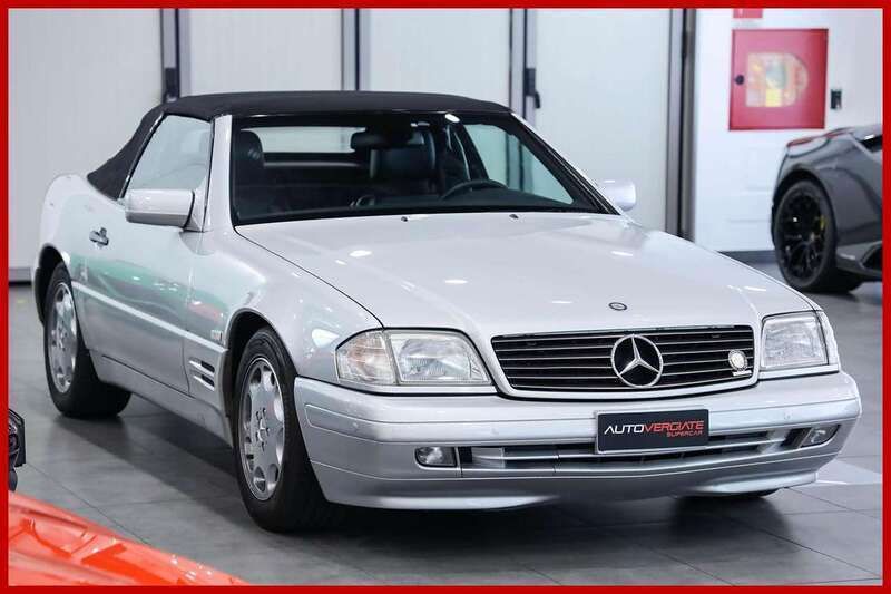 Usata Mercedes SL320 231 CV (169 kW) 1997 Argento Cabrio