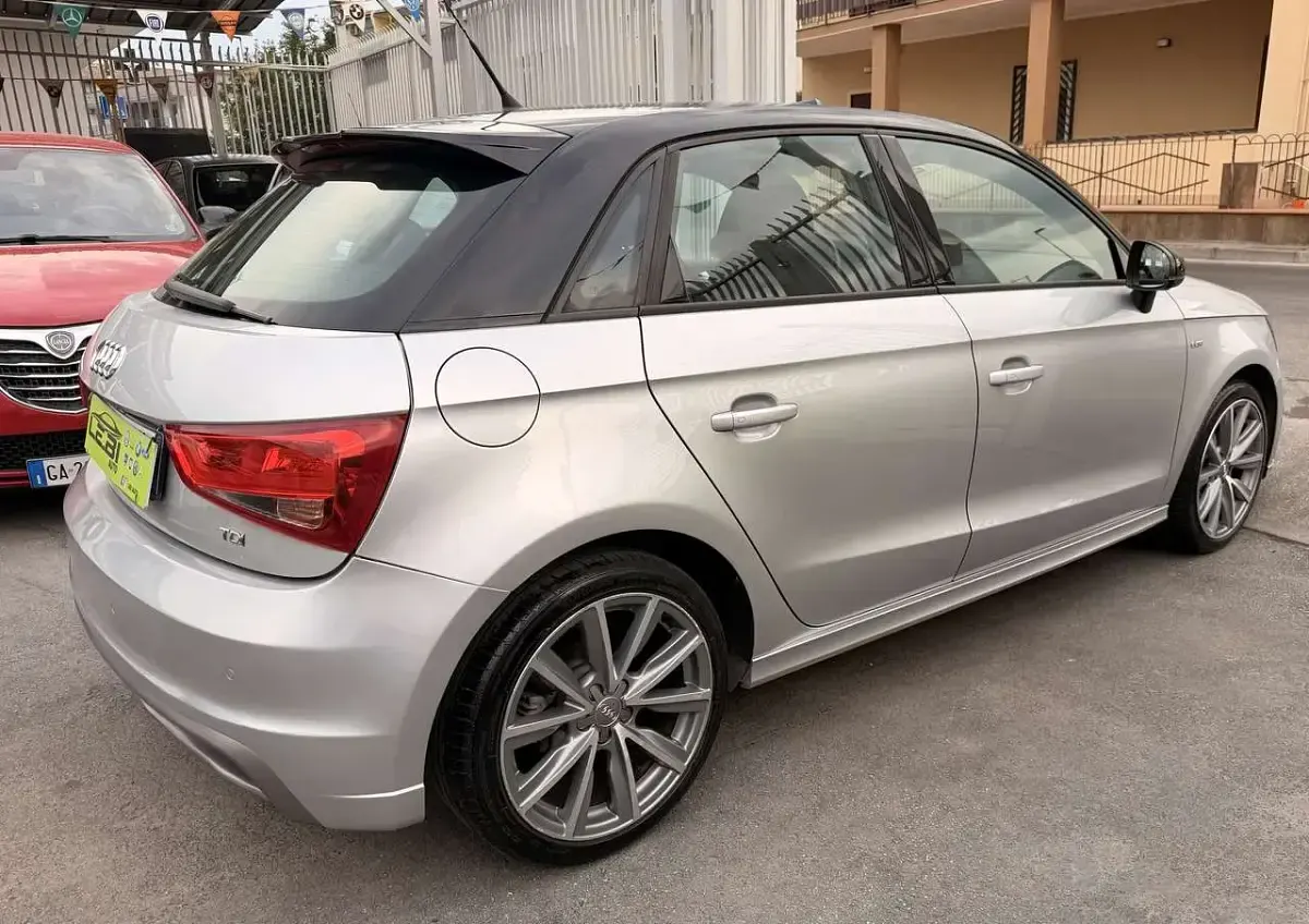 Usata Audi A1 Sportback Admired 90 CV (66 kW) 2013 Other Utilitaria