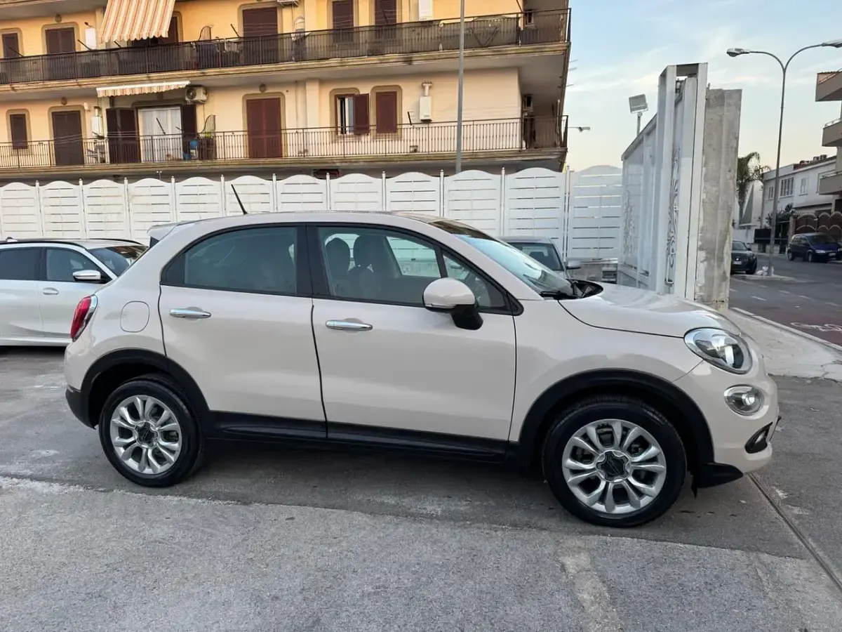 Usata Fiat 500X 120 CV (88 kW) 2015 Beige SUV