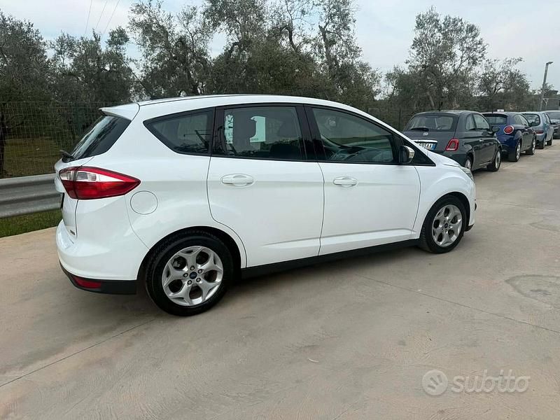 Usata Ford C-MAX 115 CV (84 kW) 2012 Grigio Monovolume
