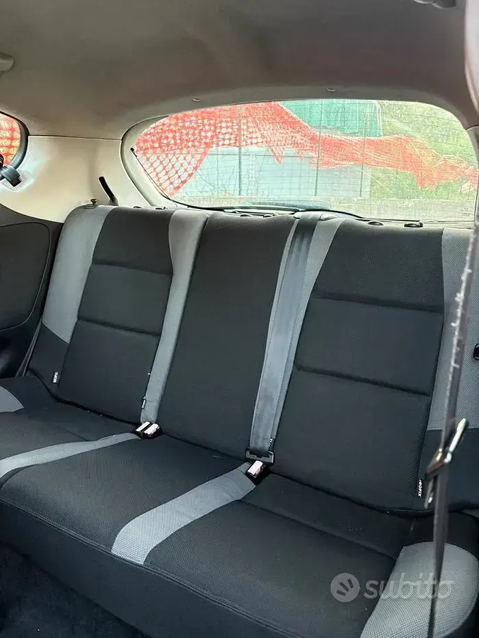 Usata Peugeot 206 70 CV (51 kW) 2007 Grigio Utilitaria