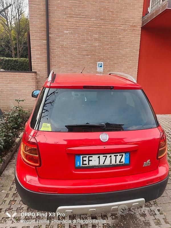 Usata Fiat Sedici 2010 Rosso SUV