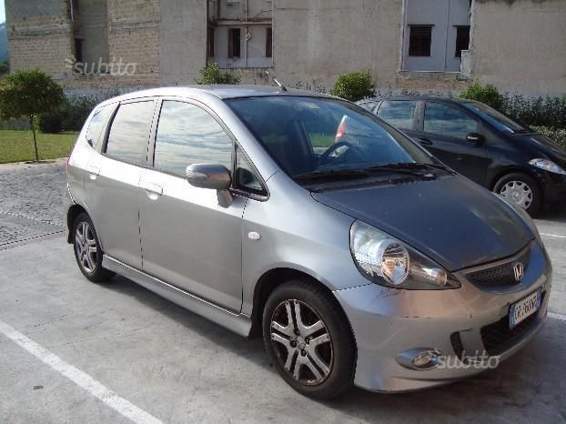 Venduto Honda Jazz 2004 Mod Graphite Auto Usate In Vendita
