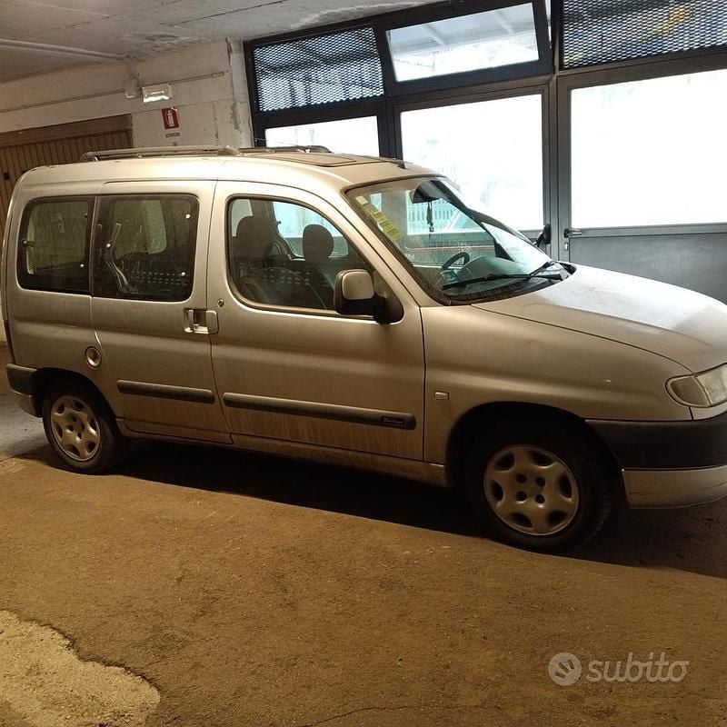 Usata Citroën Berlingo 75 CV (55 kW) 2002 Grigio Monovolume