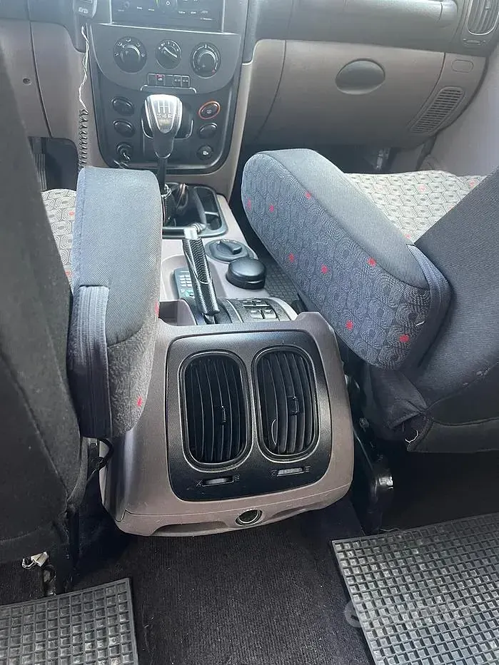 Usata Mahindra Goa 116 CV (85 kW) 2011 Bianco SUV