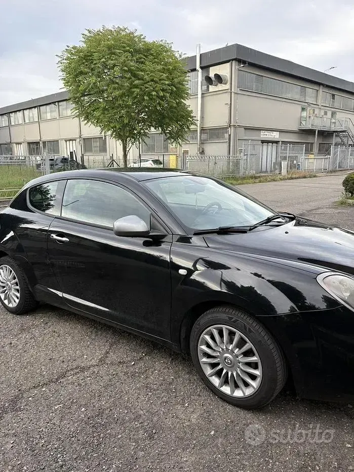 Usata Alfa Romeo MiTo 77 CV (56 kW) 2016 Nero Utilitaria