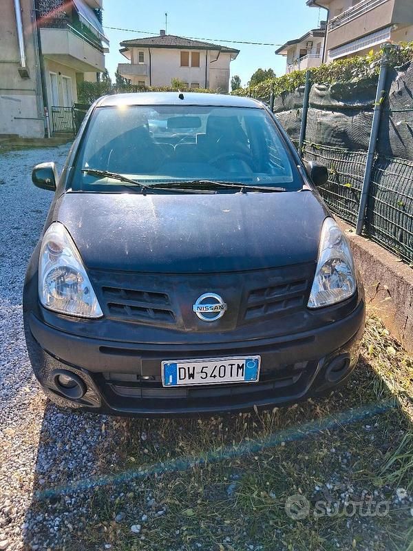 Nero Usata 2009 Nissan Pixo Due volumi | 3000 € (Buon prezzo) - Immagine 1/4