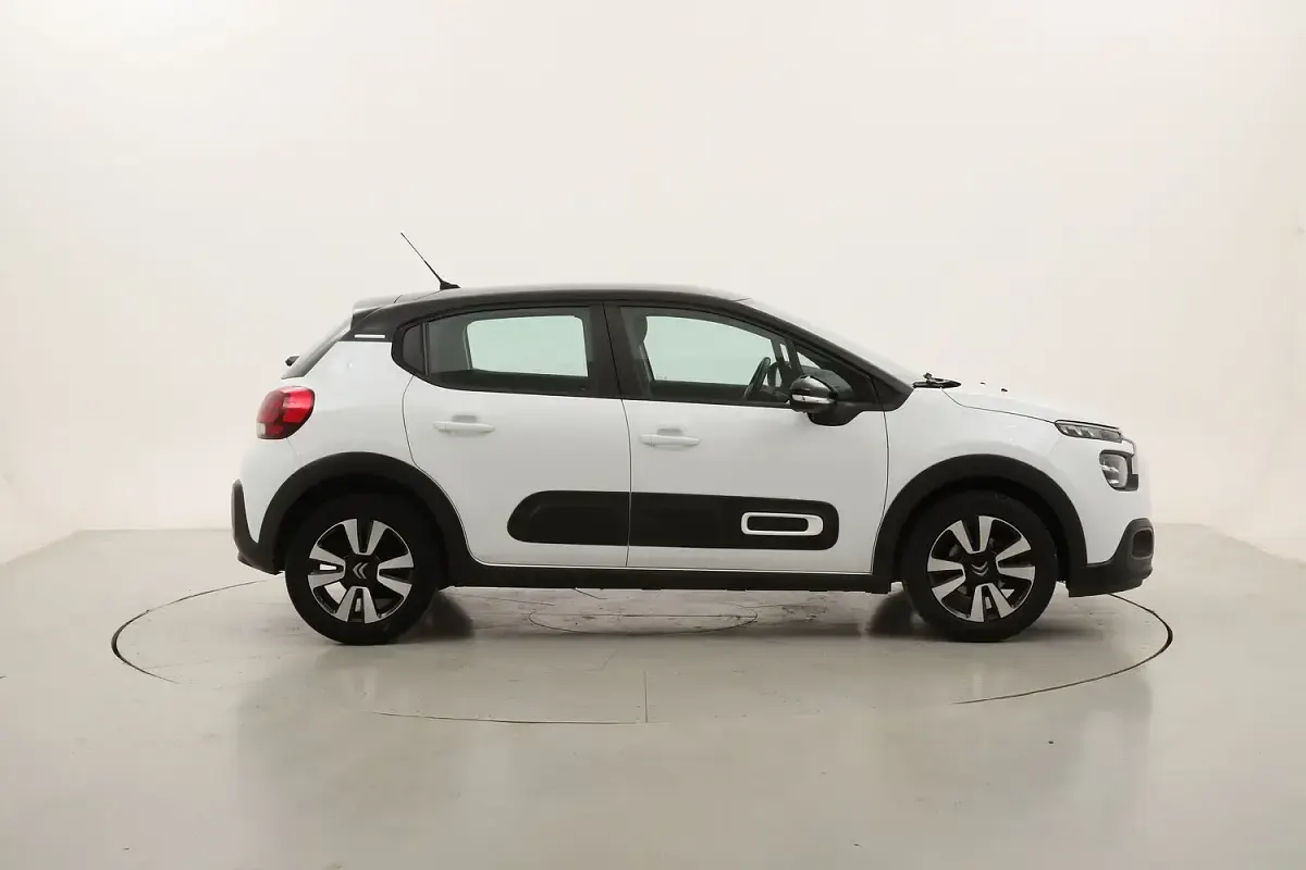 Usata Citroën C3 Shine 83 CV (61 kW) 2021 Utilitaria