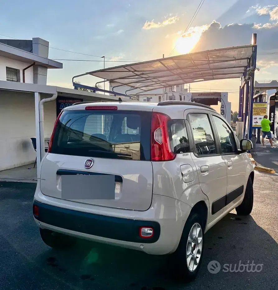Usata Fiat Panda Easy 85 CV (62 kW) 2013 Giallo Utilitaria