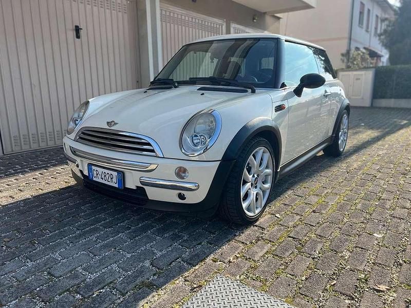 Usata Mini One D 75 CV (55 kW) 2005 Bianco Utilitaria