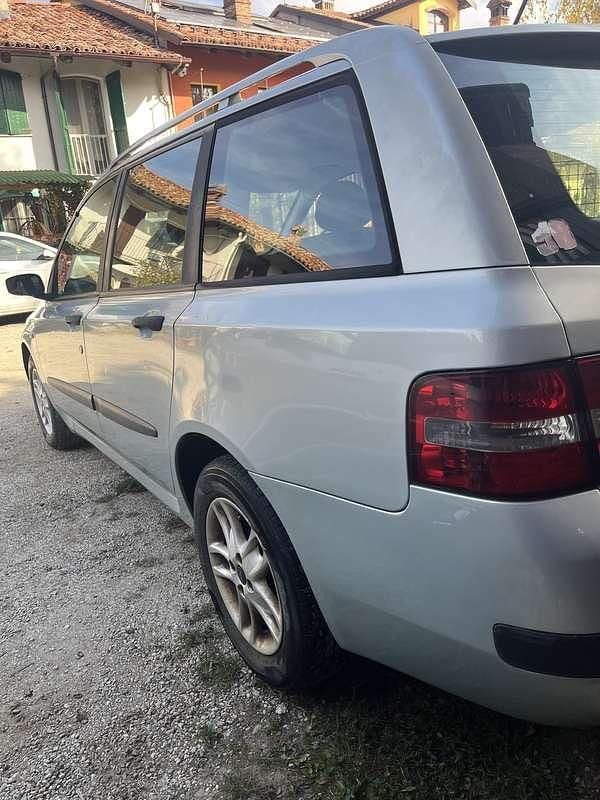 Usata Fiat Stilo Active 120 CV (88 kW) 2005 Station wagon