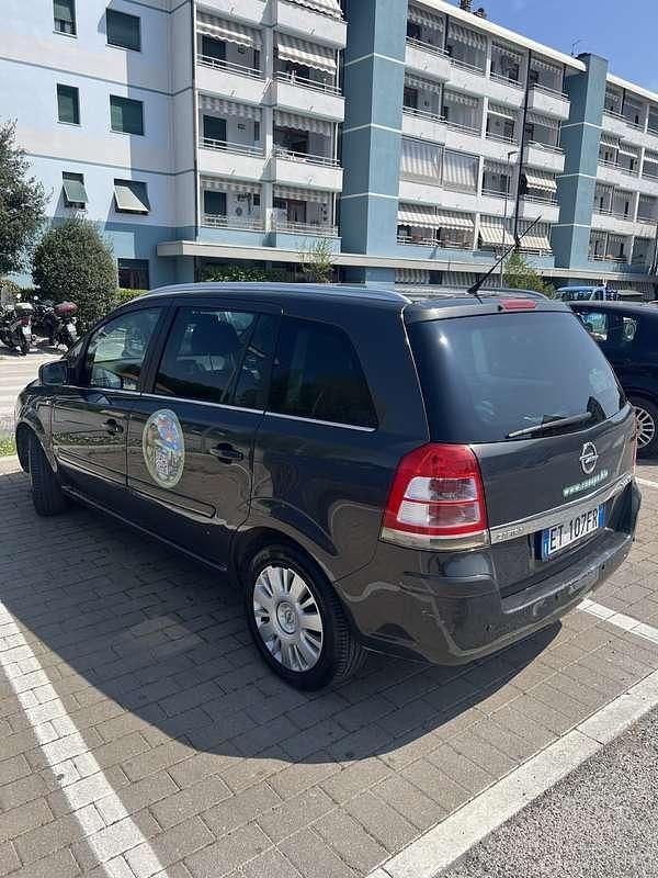 Usata Opel Zafira 150 CV (110 kW) 2014 Monovolume