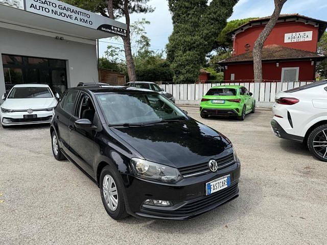 Usata VW Polo Trendline 60 CV (44 kW) 2015 Nero