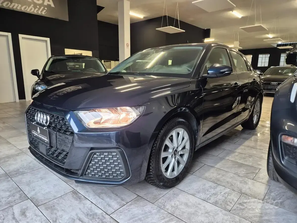 Occasion Audi A1 Admired 95 PK (69 kW) 2021 Blauw SUV