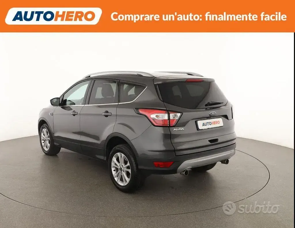 Usata Ford Kuga Titanium 120 CV (88 kW) 2018 Grigio SUV