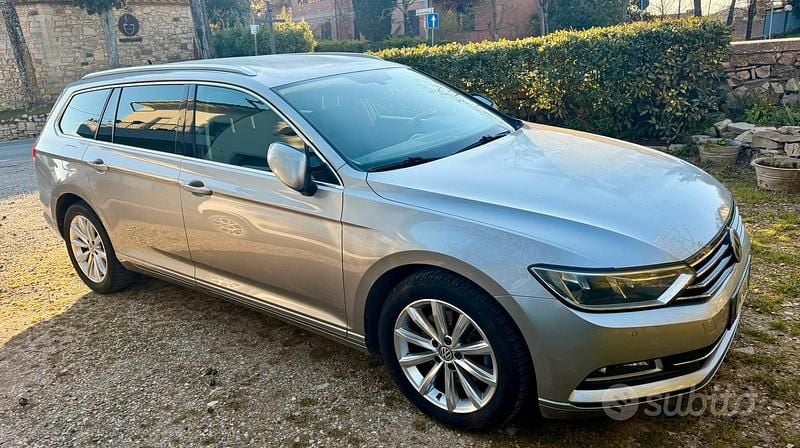 Usata VW Passat 150 CV (110 kW) 2015 Grigio Station wagon
