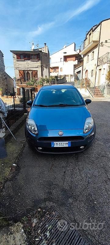 Usata Fiat Grande Punto 95 CV (69 kW) 2017 Blu Utilitaria