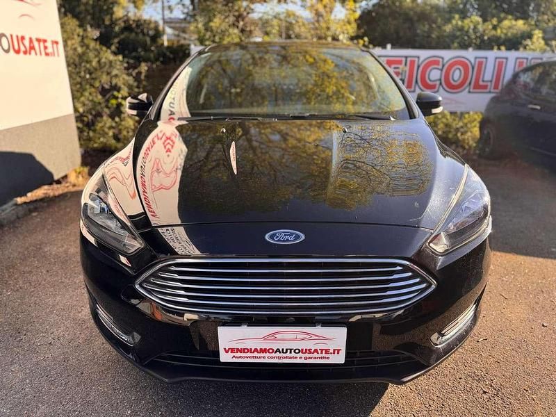 Usata Ford Focus Titanium 120 CV (88 kW) 2015 Nero Berlina