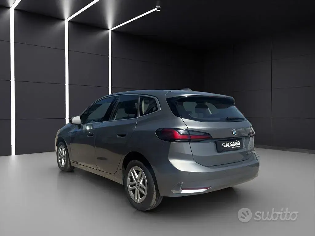 Usata BMW 218 Active Tourer Efficient Dynamics 150 CV (110 kW) 2023 Grigio Monovolume
