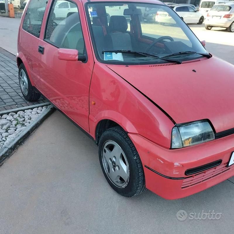 Usata Fiat Cinquecento 54 CV (39 kW) 1996 Rosso Utilitaria